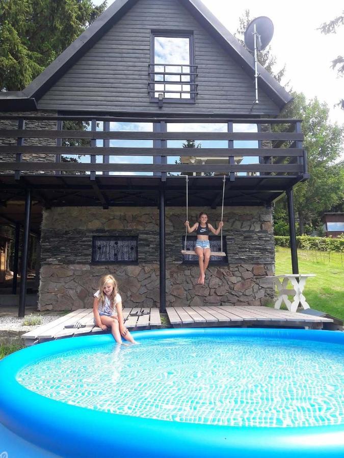 100 Chalet