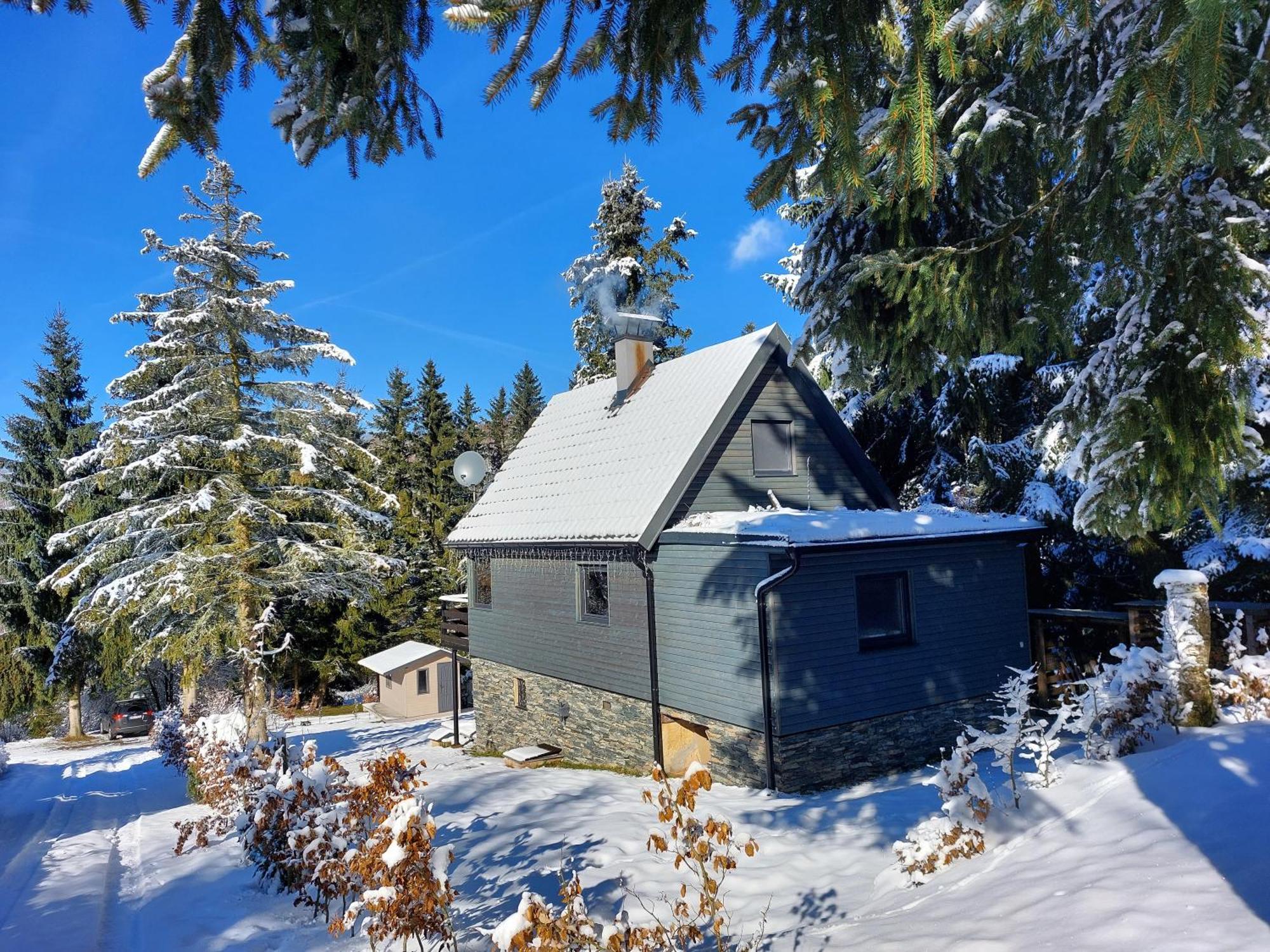100 Chalet